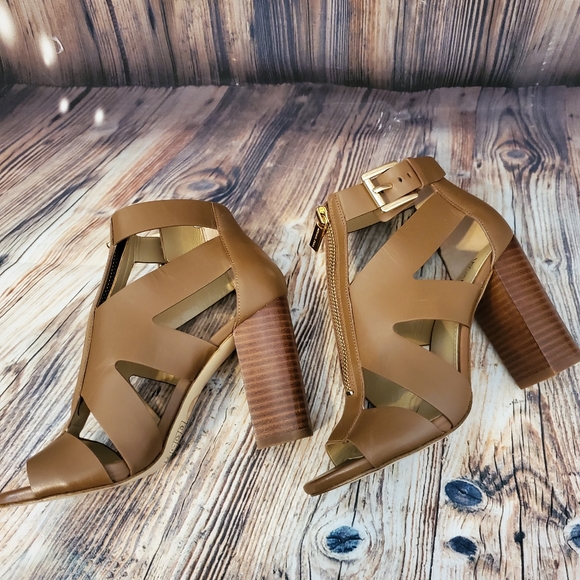 MICHAEL KORS  Anya Open Toe Sandal - Picture 9 of 13